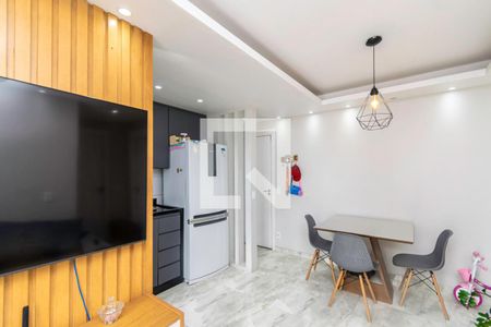 Sala de apartamento para alugar com 2 quartos, 45m² em Irajá, Rio de Janeiro