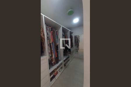 Quarto de apartamento para alugar com 3 quartos, 338m² em Campo Grande, Rio de Janeiro