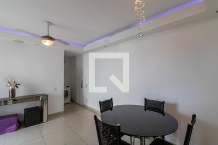 Sala de apartamento à venda com 2 quartos, 55m² em Vila Endres, Guarulhos