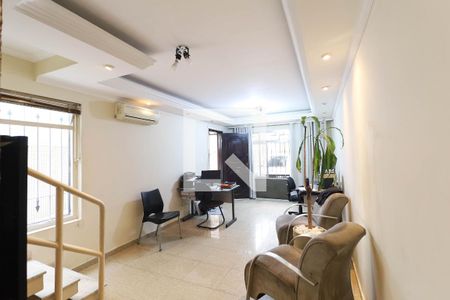 Casa à venda com 4 quartos, 150m² em Parque Casa de Pedra, São Paulo