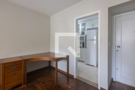 Sala de apartamento para alugar com 2 quartos, 73m² em Indianópolis, São Paulo