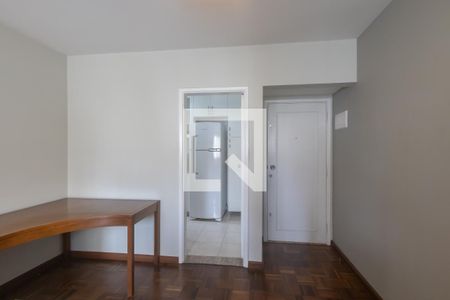 Sala de apartamento para alugar com 2 quartos, 73m² em Indianópolis, São Paulo