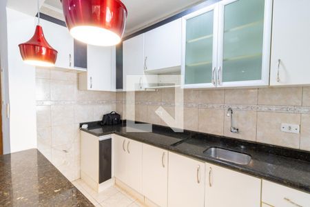 Cozinha e Área de Serviço de apartamento para alugar com 2 quartos, 50m² em Vila Nova, Porto Alegre