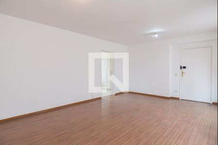 Sala de apartamento para alugar com 3 quartos, 94m² em Cerqueira César, São Paulo