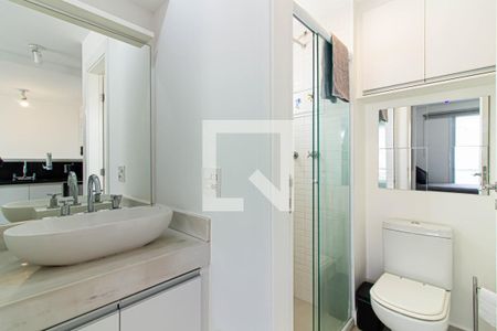 Banheiro de kitnet/studio para alugar com 1 quarto, 35m² em Perdizes, São Paulo