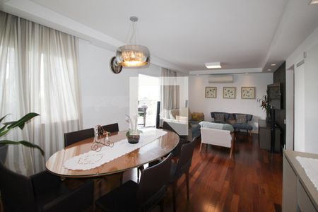 Sala 1 de apartamento à venda com 3 quartos, 155m² em Moema, São Paulo