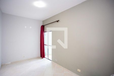 Quarto 1 de casa para alugar com 2 quartos, 135m² em Cidade Júlia, São Paulo