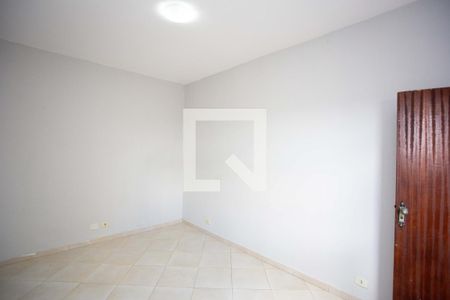 Quarto 2 de casa para alugar com 2 quartos, 135m² em Cidade Júlia, São Paulo