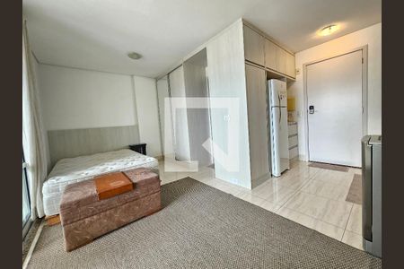 Sala/Quarto de apartamento para alugar com 1 quarto, 35m² em Campo Belo, São Paulo