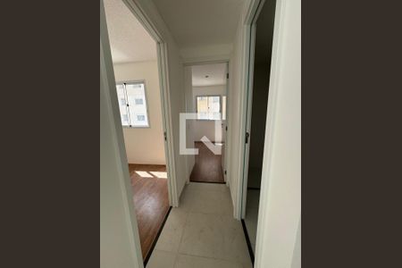 Corredor de apartamento à venda com 2 quartos, 32m² em Vila Maria, São Paulo