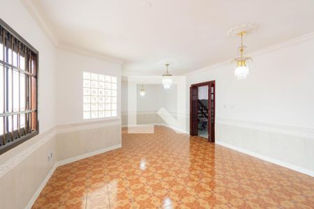 Casa à venda com 3 quartos, 400m² em Centro, Canoas