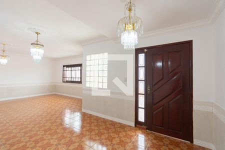 Casa à venda com 3 quartos, 400m² em Centro, Canoas