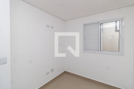 Quarto 1 de apartamento para alugar com 2 quartos, 45m² em Vila Mazzei, São Paulo