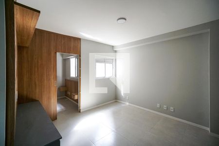 Sala e cozinha de apartamento à venda com 1 quarto, 30m² em Vila Carrão, São Paulo