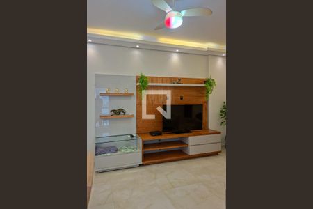 Sala de apartamento para alugar com 3 quartos, 115m² em Canto do Forte, Praia Grande