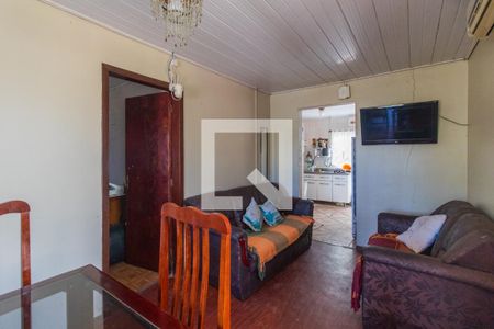 Sala de casa à venda com 2 quartos, 70m² em Vila Nova, Porto Alegre