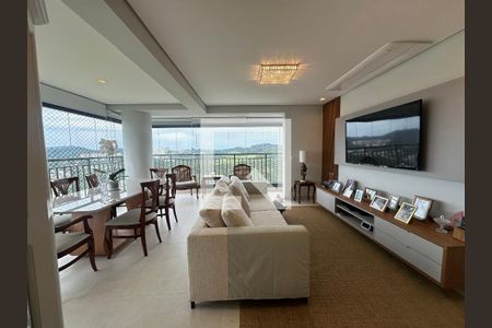 Sala de apartamento à venda com 3 quartos, 120m² em Centro Comercial Jubran, Barueri