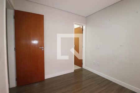 Quarto 1 suíte de apartamento à venda com 2 quartos, 62m² em Parque Sao Vicente, Santo André