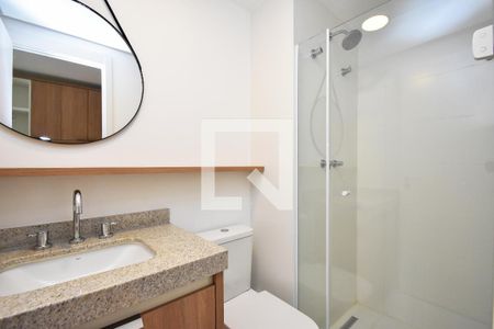 banheiro de kitnet/studio para alugar com 1 quarto, 26m² em Perdizes, São Paulo