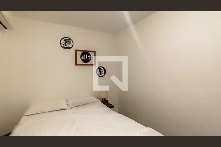 Quarto 1 de apartamento à venda com 2 quartos, 55m² em Vila Assunção, Porto Alegre