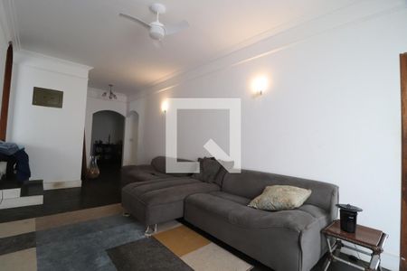 Sala de casa para alugar com 4 quartos, 2000m² em Cidade Jardim, Uberlândia