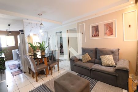 Sala de apartamento à venda com 2 quartos, 50m² em Setor Militar, Osasco