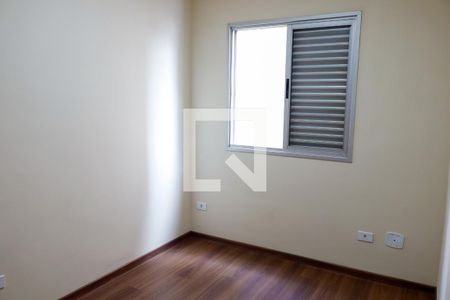 Quarto 2 de apartamento para alugar com 2 quartos, 47m² em Centro, Osasco