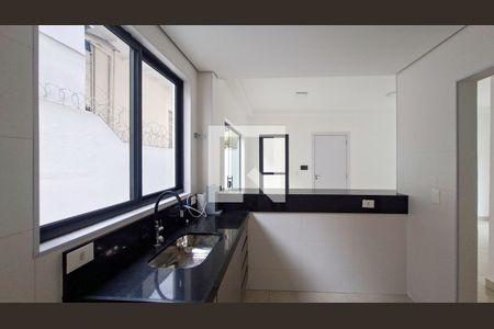 Sala/Cozinha de apartamento para alugar com 3 quartos, 106m² em São Pedro, Belo Horizonte