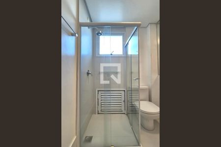 Banheiro de apartamento à venda com 3 quartos, 112m² em Cambuí, Campinas