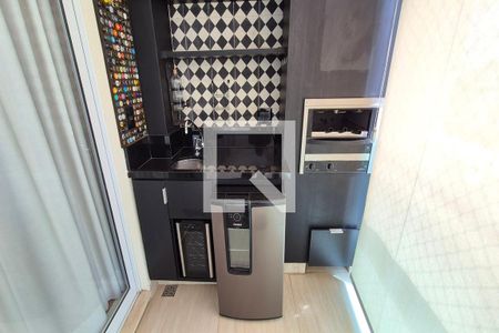 Detalhe da Varanda  de apartamento para alugar com 3 quartos, 112m² em Cambuí, Campinas