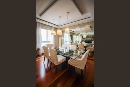 Sala de apartamento à venda com 3 quartos, 129m² em Real Parque, São Paulo