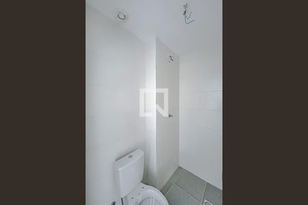 Banheiro de apartamento para alugar com 1 quarto, 30m² em Vila Carrão, São Paulo