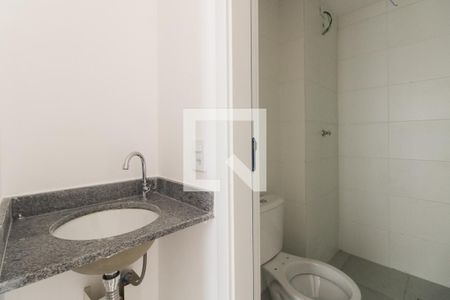 Banheiro  de apartamento para alugar com 1 quarto, 30m² em Vila Carrão, São Paulo