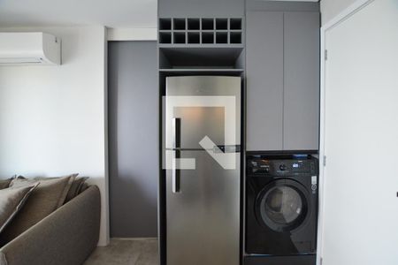Sala/cozinha de apartamento para alugar com 1 quarto, 37m² em Butantã, São Paulo