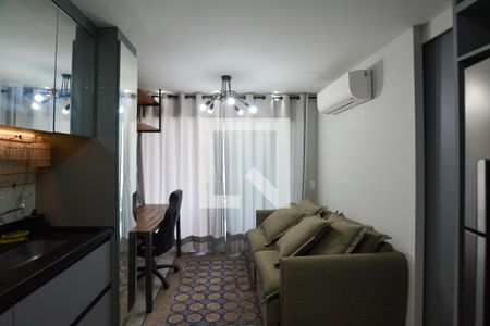 Sala/cozinha de apartamento para alugar com 1 quarto, 37m² em Butantã, São Paulo
