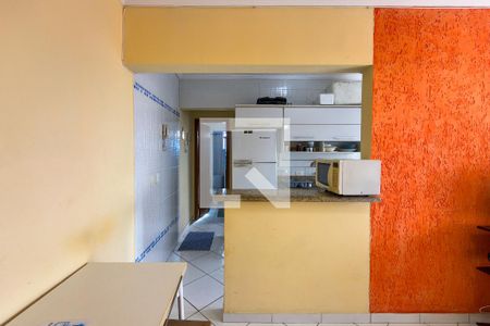 Sala/Cozinha de apartamento para alugar com 1 quarto, 55m² em Vila Caiçara, Praia Grande
