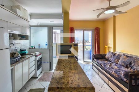 Sala/Cozinha de apartamento para alugar com 1 quarto, 55m² em Vila Caiçara, Praia Grande