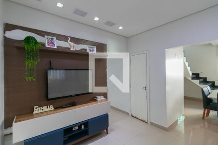 Casa para alugar com 4 quartos, 240m² em Etelvina Carneiro, Belo Horizonte
