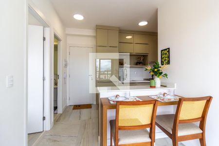 Sala/Cozinha de apartamento para alugar com 2 quartos, 39m² em Pinheiros, São Paulo