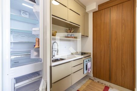 Sala/Cozinha de apartamento para alugar com 2 quartos, 39m² em Pinheiros, São Paulo
