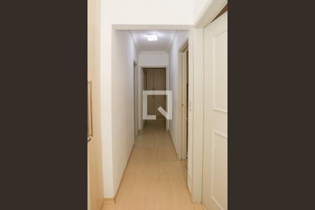 Corredor de apartamento à venda com 3 quartos, 130m² em Perdizes, São Paulo