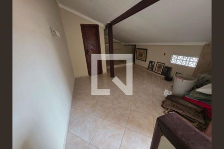 Casa à venda com 2 quartos, 200m² em Itaipu, Niterói