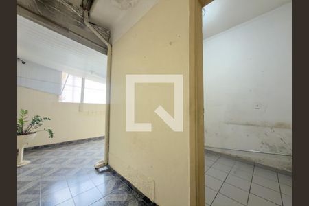 Casa à venda com 1 quarto, 100m² em Água Rasa, São Paulo