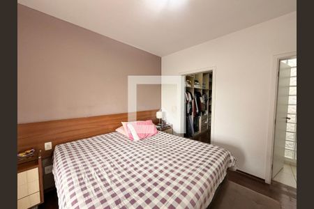 Suíte de casa à venda com 4 quartos, 500m² em Vila Agricola, Jundiaí