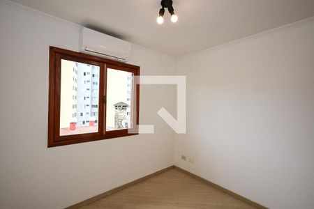 Quarto 1 de casa de condomínio para alugar com 3 quartos, 104m² em Parque Assuncao, Taboão da Serra