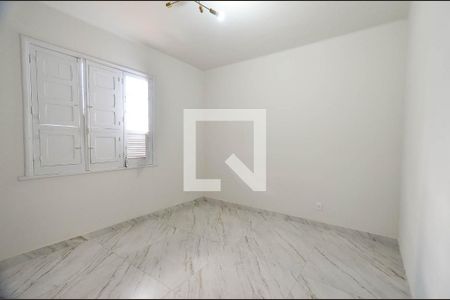 Casa para alugar com 2 quartos, 80m² em Carlos Prates, Belo Horizonte
