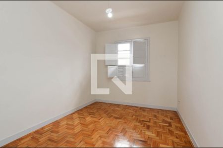 Quarto 1 de casa para alugar com 2 quartos, 100m² em Carlos Prates, Belo Horizonte