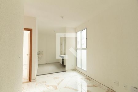 Sala  de apartamento para alugar com 2 quartos, 45m² em Caguaçu, Sorocaba