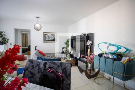 Sala  de apartamento à venda com 3 quartos, 72m² em Chácara Agrindus, Taboão da Serra
