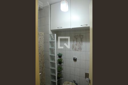 Banheiro de apartamento para alugar com 2 quartos, 59m² em Centro, Nova Iguaçu